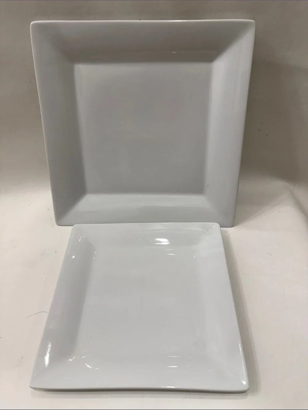 Crate&Barrel White Square Dinner Plates Set of 2 One 8 & One 10 Inch Porcelain